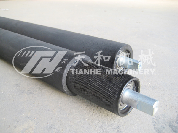 待抓取膠輥（機械手碼垛線(xiàn)）